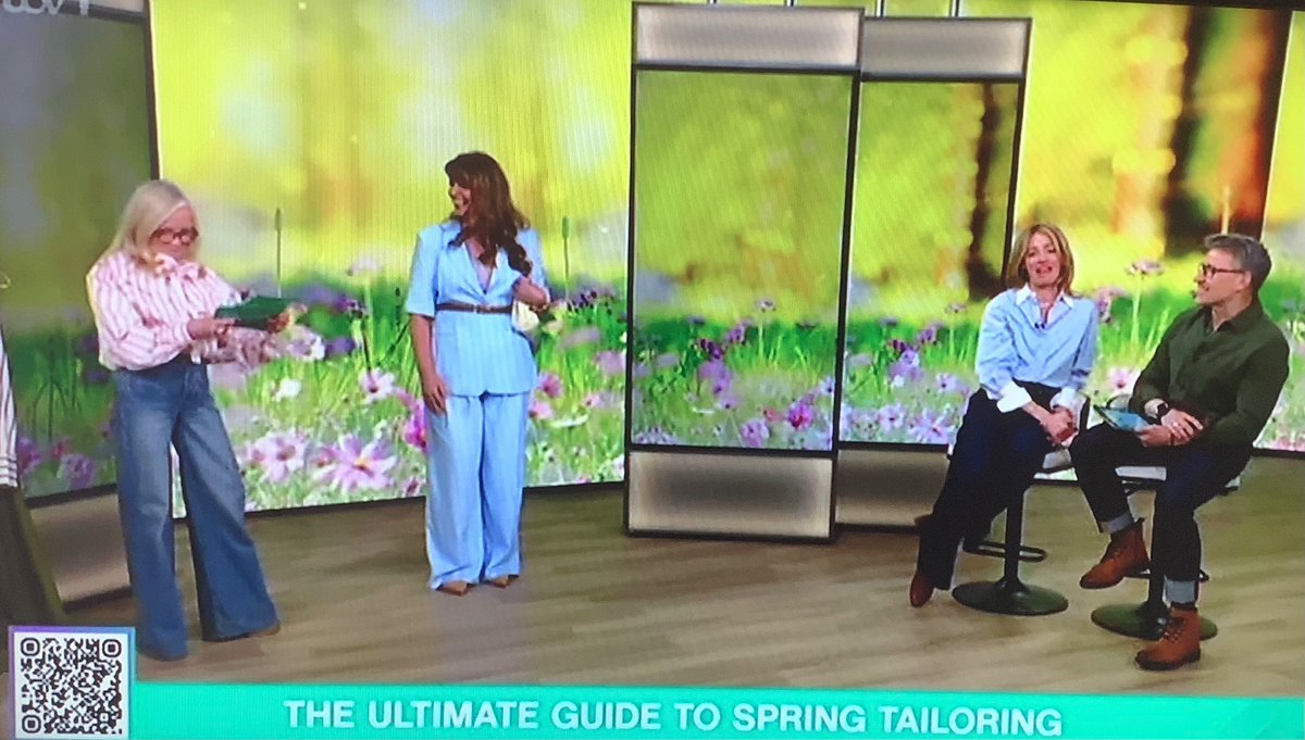 selexiak's tweet image. #thismorning “How does it feel?” “Well, I wouldn’t be seen dead in it”.
