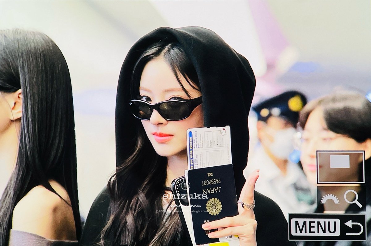 shizuka_051117's tweet image. 260416 일본에 꼬북이 두두두등장

#MEOVV #미야오 #ANNA #안나