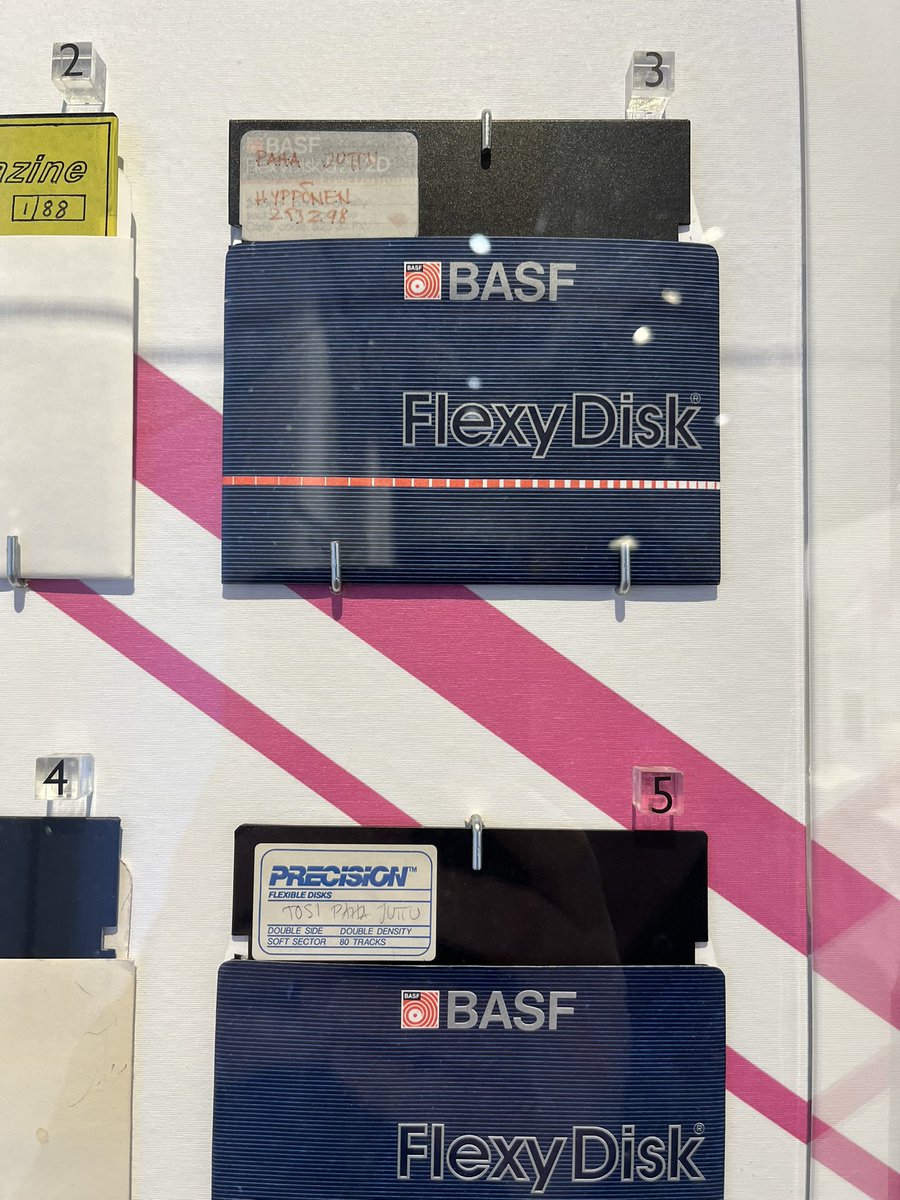 Blackrose #StandWithUkraine 🇫🇮🇺🇦 tweet media