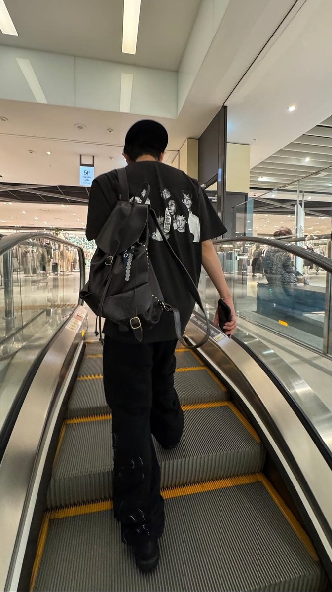 Stylish boy Yunjae.♥️😁
#yunjae 
#hisman4