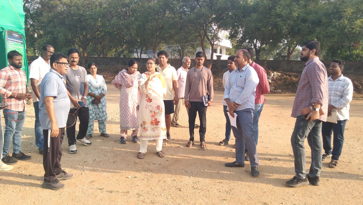ZC_Uppal's tweet image. ZC Uppal, inspected the Layout Open spaces for identification of spaces for parks &amp;amp; playground development in various colonies of Ghatkesar Circle along with DD UBD, ACP, Engg wing officials.
  
#ParksDevelopment #GreenSpaces #CivicWorks #PublicSpaces #PlaygroundDevelopment #MMC