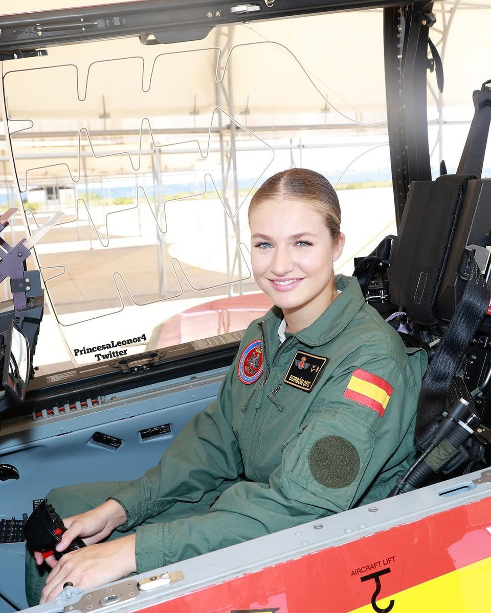 princess Leonor of Spain 🇪🇸 tweet media