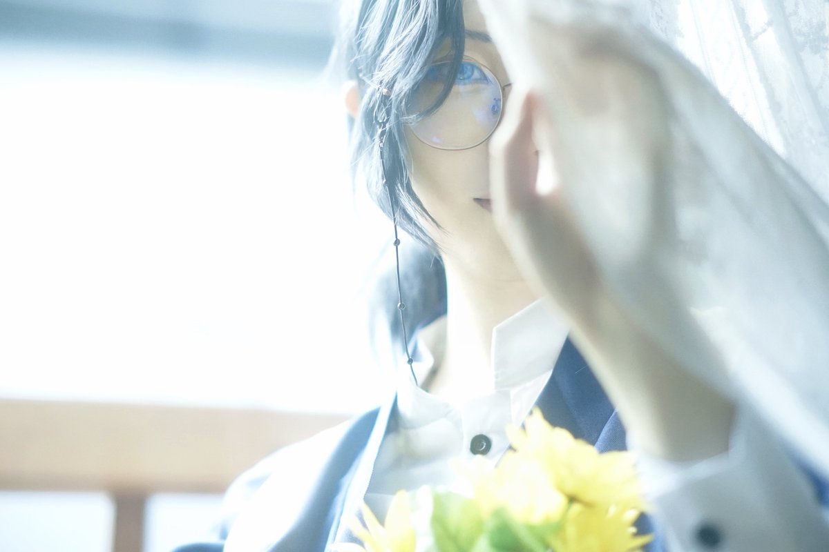 bil　5/5東1き29b売り子👓 tweet media