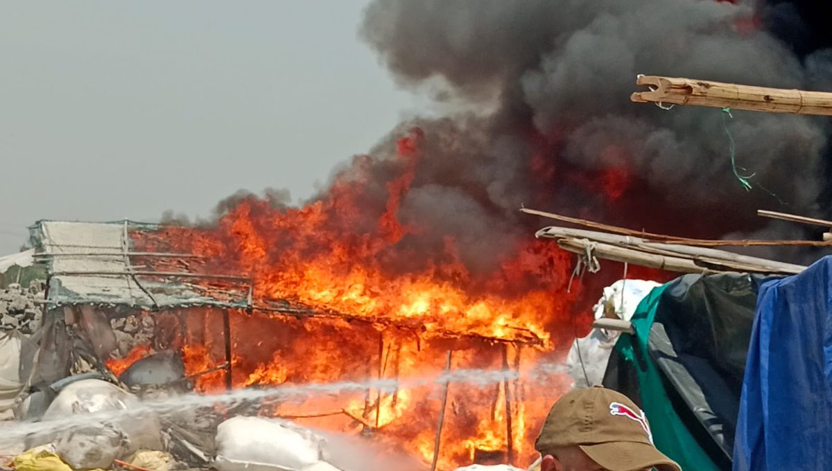 Ghaziabad Fire & Emergency Services tweet media