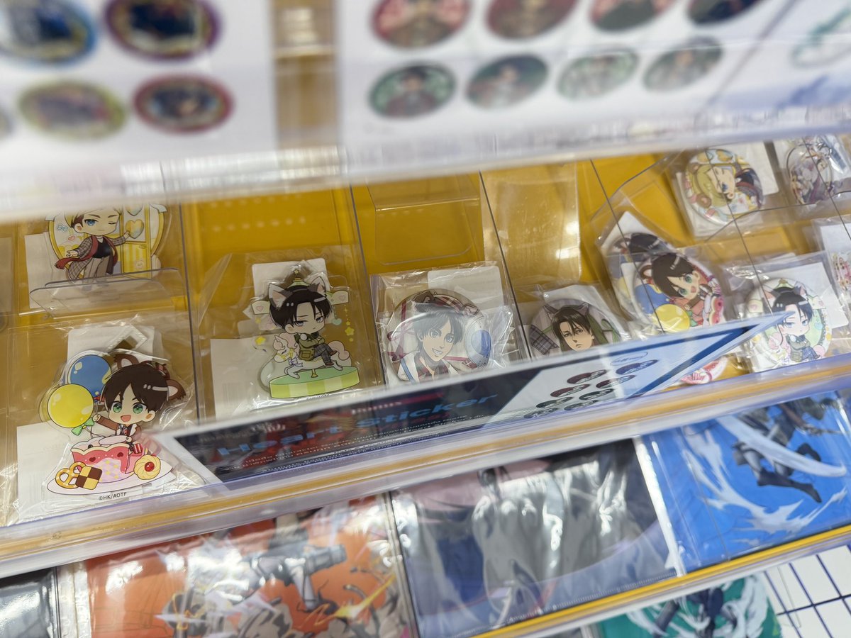 ꒰ รับหิ้ว ꒱
— แสตนดี้ พกจ การ์ด เข็มกลัด id photo 

✦ ค่าหิ้ว 10฿/ชิ้น
˚.•⛟ ค่าส่งเริ่มต้น 40฿

#ตลาดนัดไททัน #ตลาดนัดaot