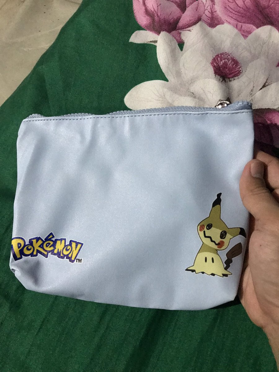 TLD_Survive's tweet image. Terima kasih telah menemani hampir 2 tahun lebih dan so far cocok terbukti mukaku makin mulus dan terlindungi dan gak bikin kaya topeng monyet 

lupphhhh 🫶🫶😘

#Sunscreen #BasicSkincare