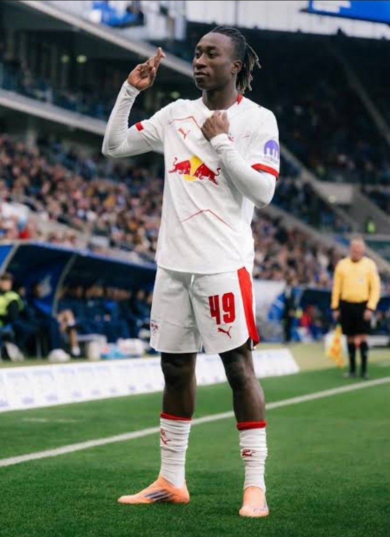 CROX_CULER tweet media