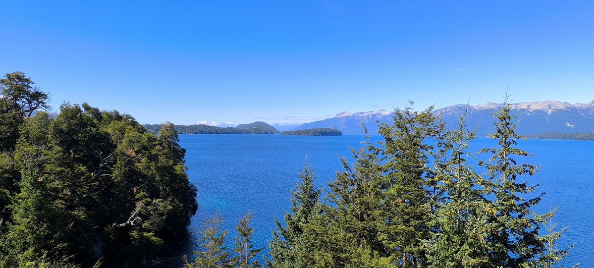 turisargentina's tweet image. Algunas fotos en la Ruta de los 7 Lagos en el pasado mes de febrero #Argentina🇦🇷💙🙌 

Gracias @jairohruize70 por compartir tus hermosas fotos 🙏