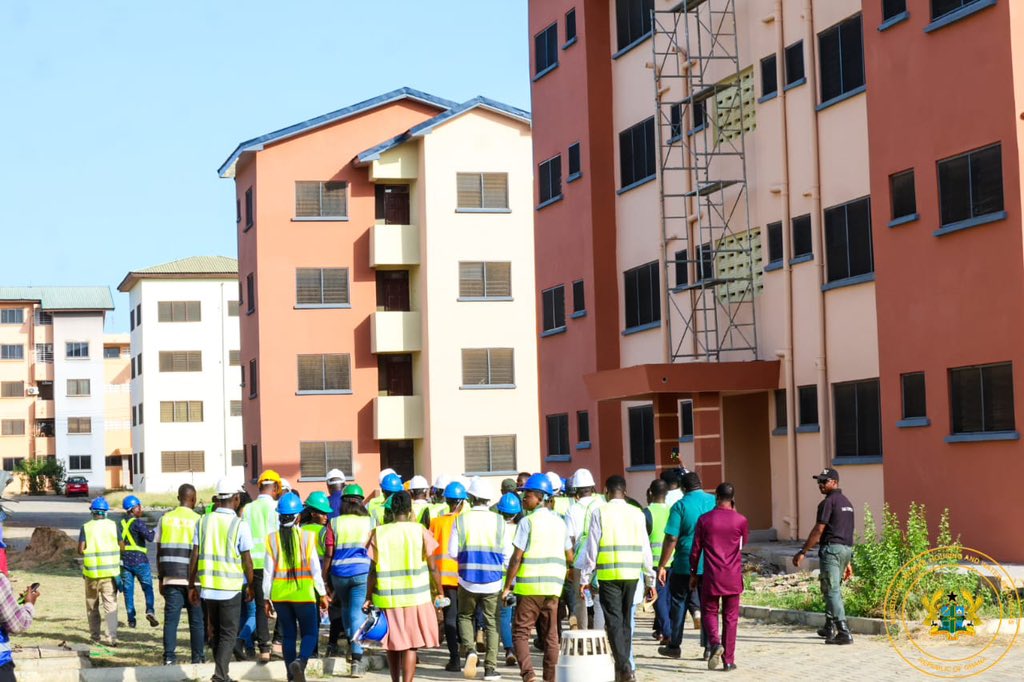 Aaron⚓️ tweet media