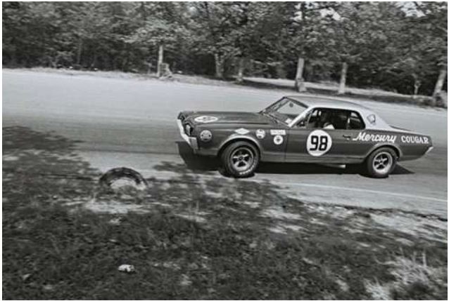 Premierauto1991's tweet image. Sunday, April 16, 1967 🏁
Dan Gurney drove a Mercury Cougar to its first Trans-Am win at Green Valley 300 after rivals struggled in extreme heat and pit issues.#AutomotiveHistory #TransAm #DanGurney #MercuryCougar #RacingHistory