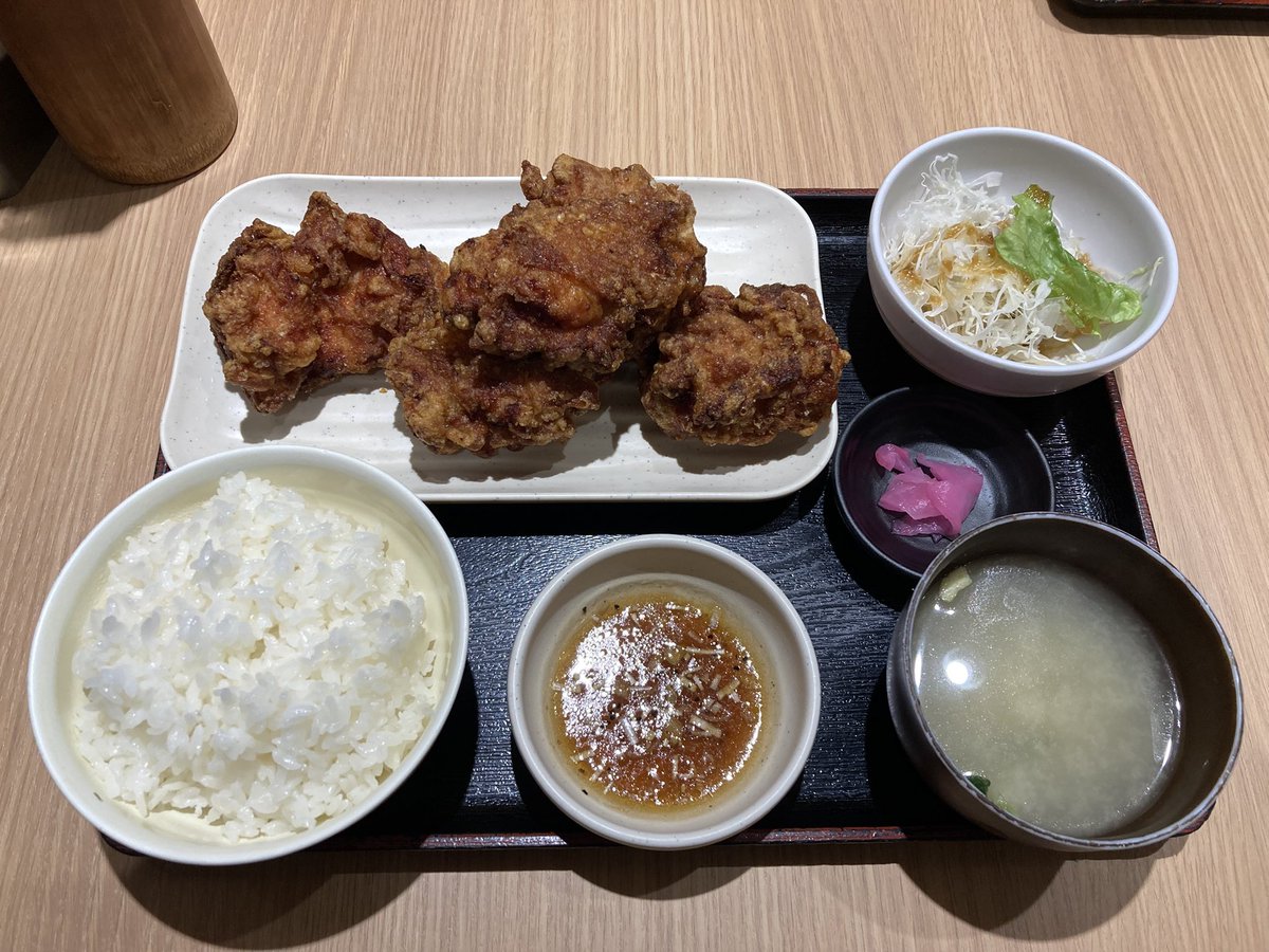 Voltoon's tweet photo. これはさすがにガチ
最強 https://t.co/MEIdAqvrrI