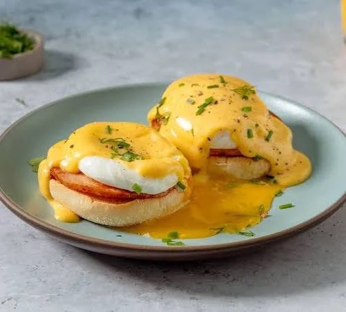 CorinnePulitzer's tweet photo. Today #EggLovers are celebrating #NationalEggsBenedictDay! With a toasted English Muffin at its base, heat up the #HollandaiseSauce &amp; the #CanadianBacon &amp; let the egg poaching begin!
@EJsLuncheonette @Bubbys @EgglandsBest @CafeLuxNYC @NationalDayCal @HeyWhatDay @DiningGuide2Day https://t.co/fxwsi70pPv