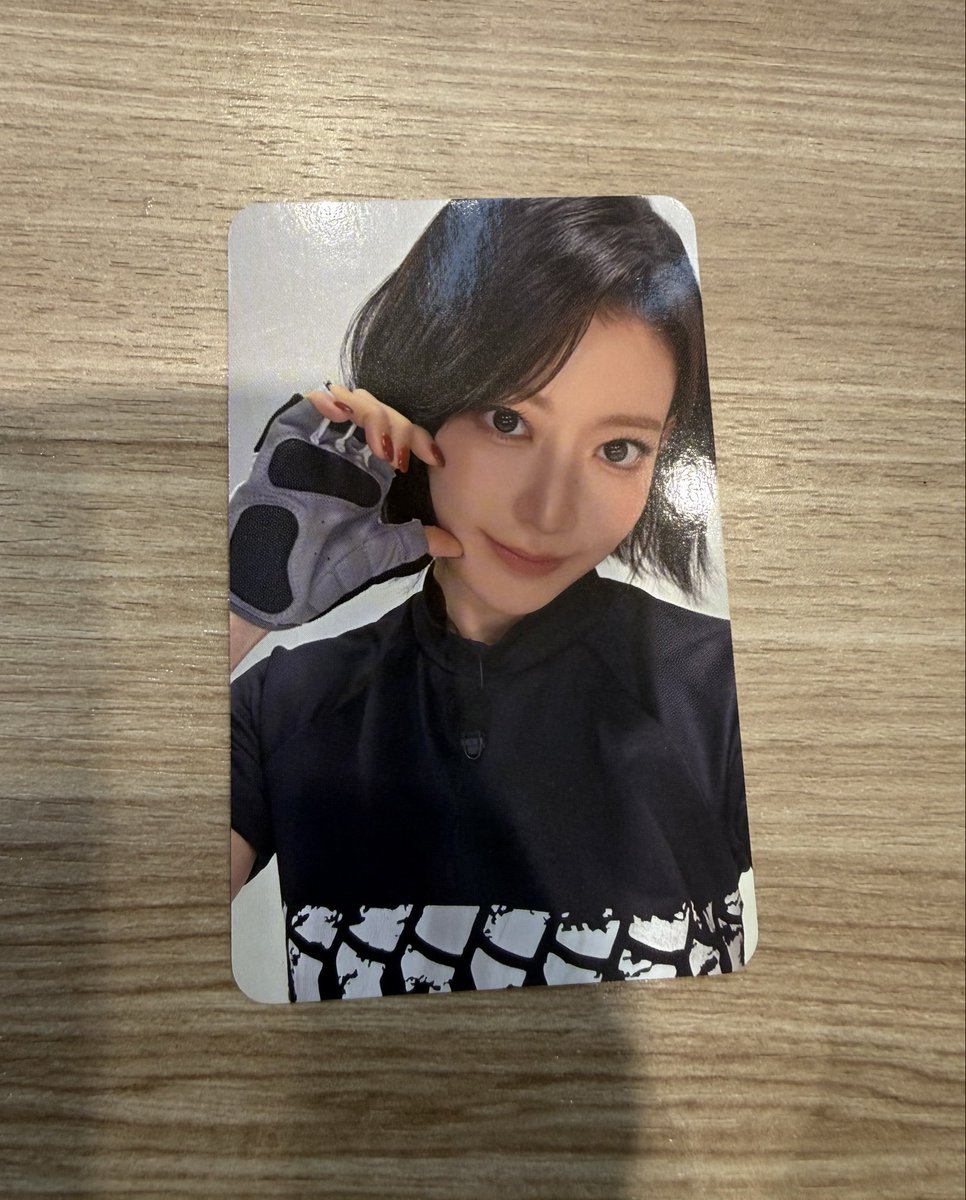 chaechaez_love's tweet photo. LE SSERAFIM ルセラフィム VR 映画
トレカ 特典 交換 ルセラ LESSERAFIM

譲)サクラ
求)チェウォンかウンチェ

18日もしくは19日梅田or郵送

お気軽にお声がけください！

#lesserafim交換　#ルセラ交換 https://t.co/3UAc14sRaD