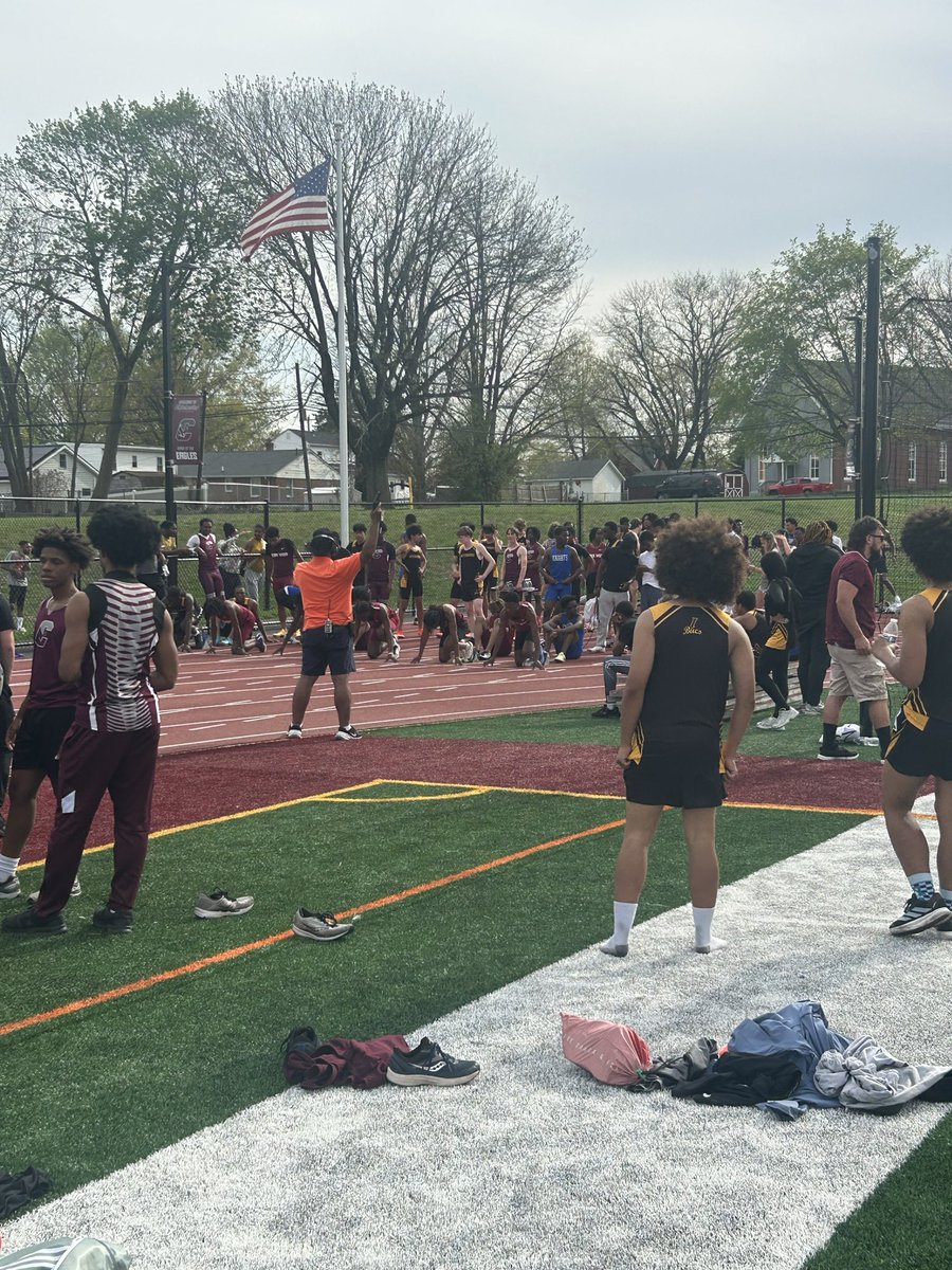 JohnSeman7's tweet photo. Thank you to all our coaches and @NeumannUniv for helping @Chi_Athletics run a successful league track meet yesterday. Congrats to all our runners who placed! #chipride @delcotimes https://t.co/AmRSkFbVpQ