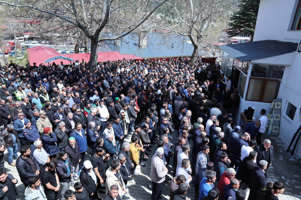 Eğitim-Bir-Sen tweet media