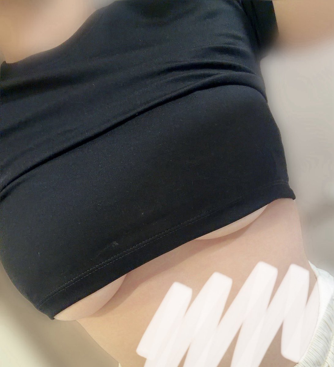 おもち tweet media