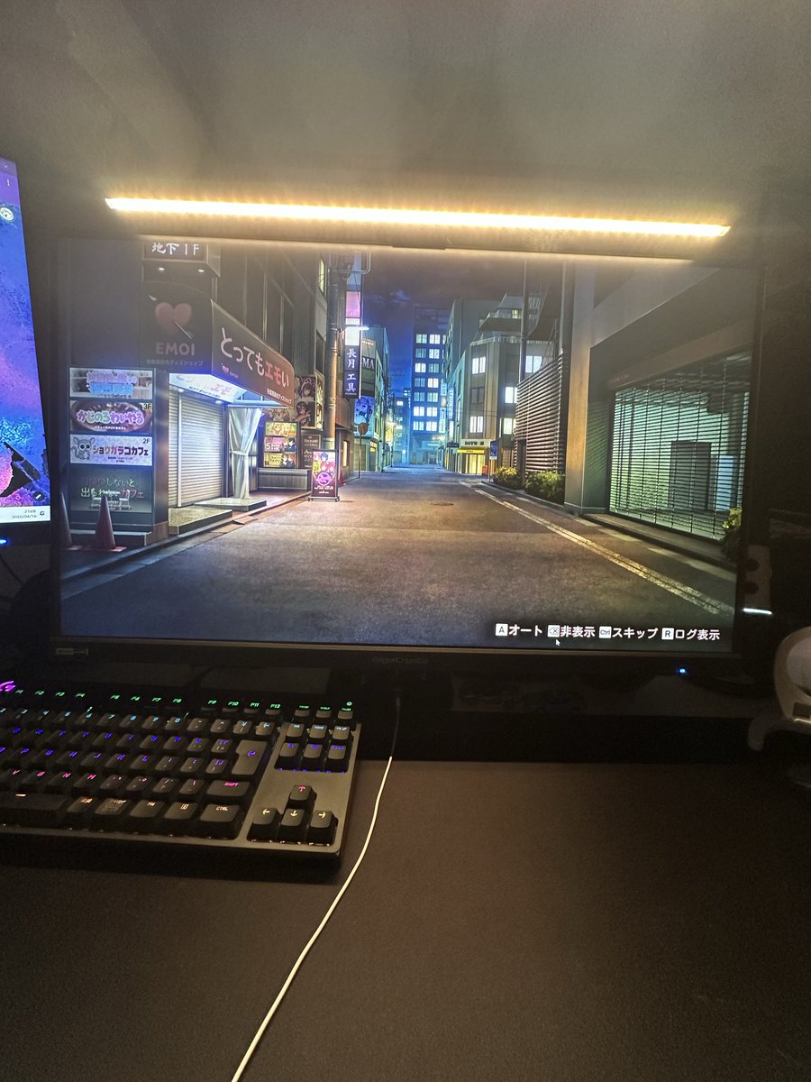 coda_qp's tweet photo. 9時からオープンのバニーガーデン2を全力で楽し姿勢の21歳

部屋の明かりも消した。
ライトの色も淡くした。
髭も爪も歯も磨いて毛も剃った。 https://t.co/t6iPhJajhD