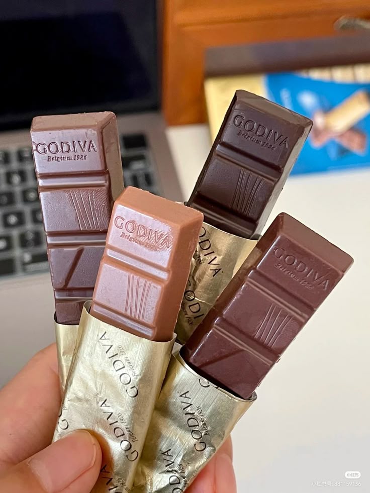 Cleora (@clleorax) on Twitter photo 