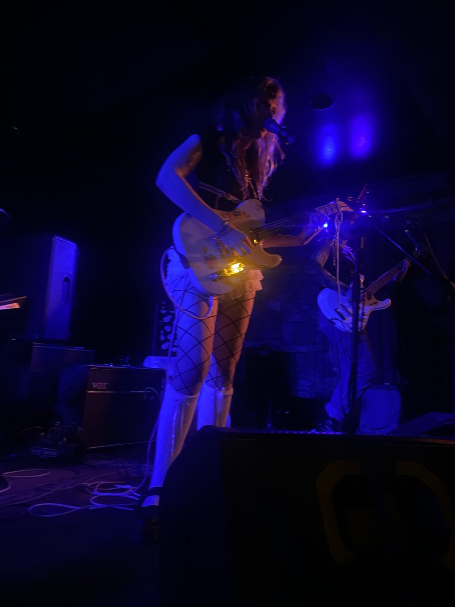 𓆩 alex 𓆪 🎸🛋️ tweet media