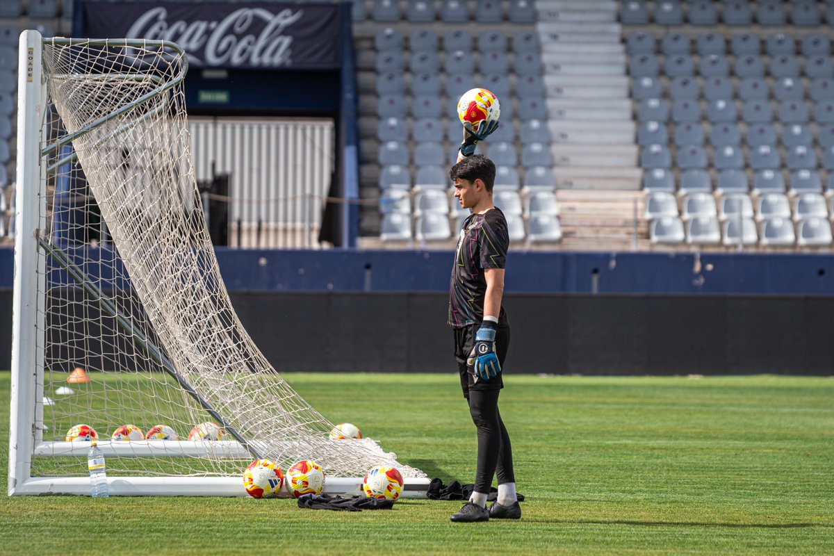 RealJaenCF's tweet image. Preparados para otro domingo grande en casa 💪

#RealJaénCF #Entrenamiento