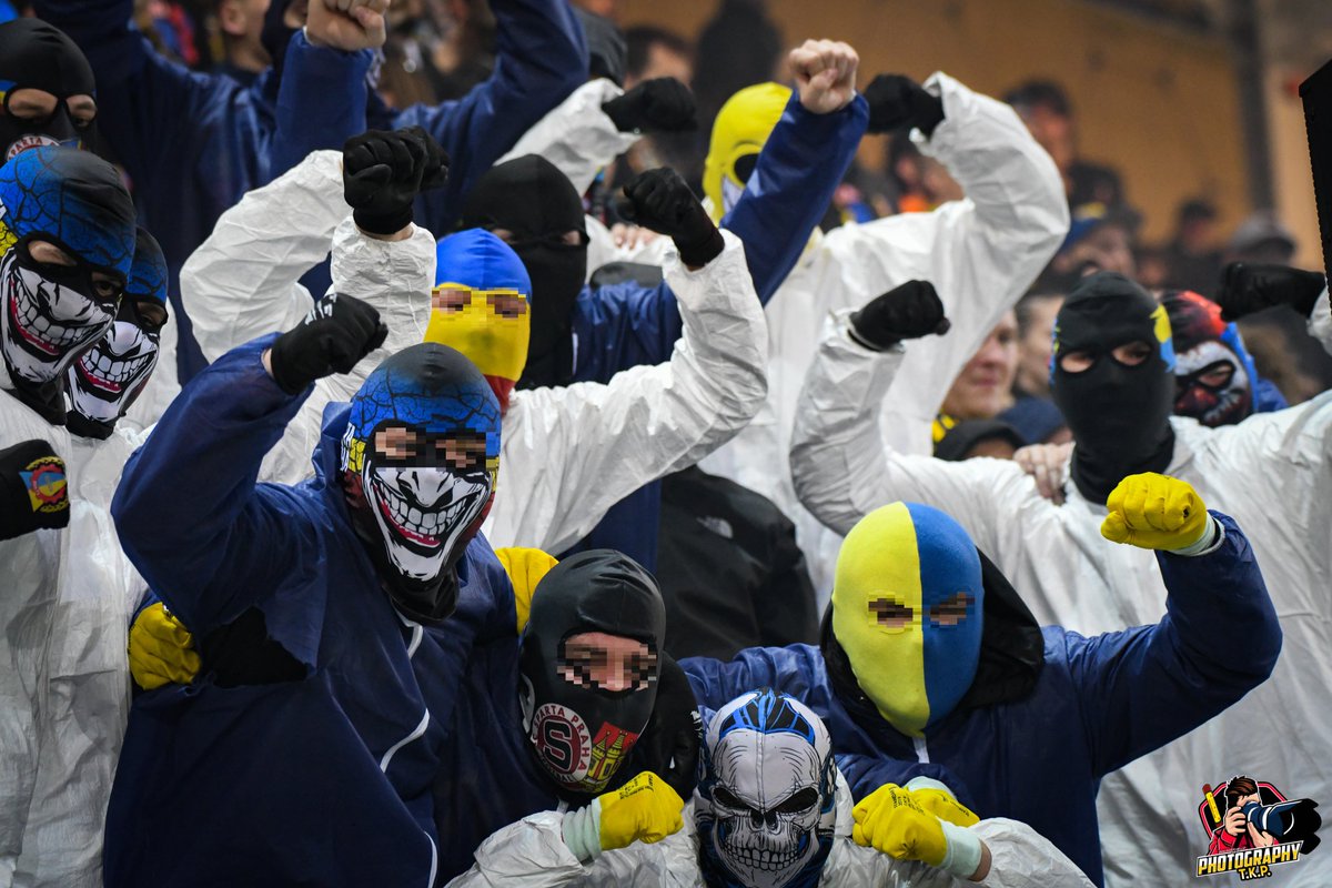 Tomáš Khor tweet media