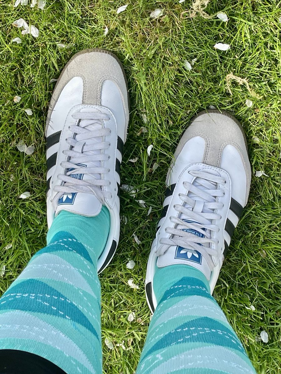 Reiterin2000's tweet image. Vor dem Reiten...meine Socken werden heute Abend bestimmt nicht mehr so sauber sein. #forsale #zuverkaufen #beifuß #köter #pferdemädchen #reiterin