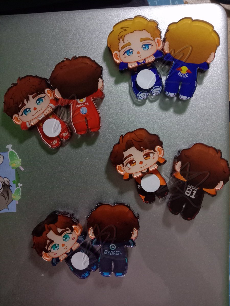 Felyarty | CF22 R-25 tweet media