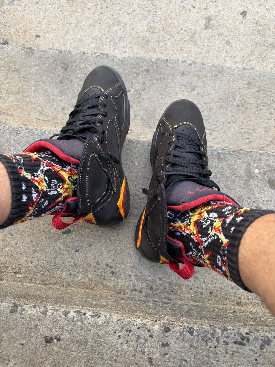 TheManWithESPN's tweet image. #PINdejos🫏
#StartingCapFive🔱
#FOTD🧢
Pittsburgh #Pirates🏴‍☠️
1959 All-Star Game✨
#BOWZER🐲 shirt
#HUNDREDS💣 socks🧦 
#KOTD👟
Citrus 7’s🍊