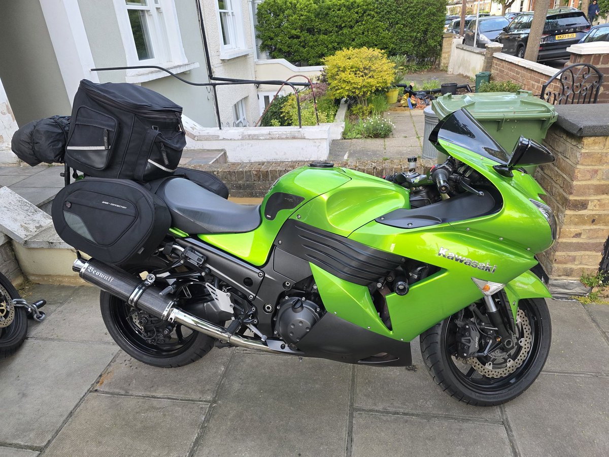 glengilby's tweet photo. Next stop portsmouth then onto le mans #24hmotos  #ewc https://t.co/k1i3eWx3Uz