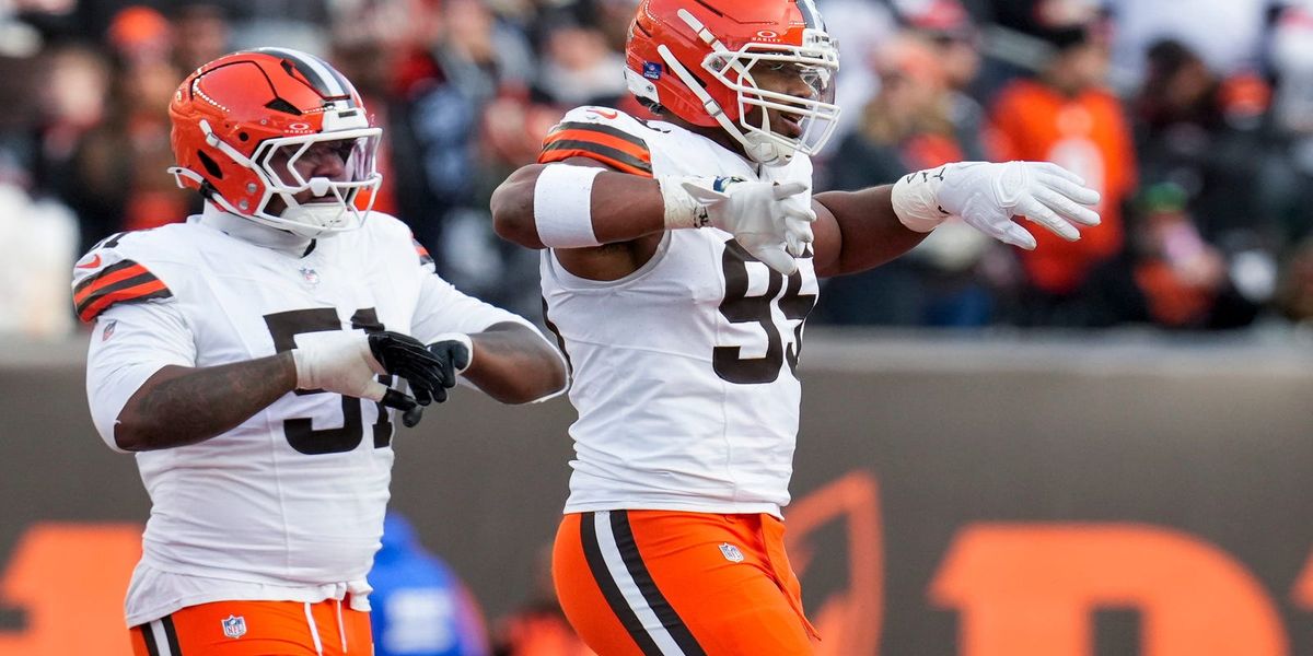 ESPN analyst believes the Browns will give Myles Garrett more money

📸 Sam Greene/The Enquirer, Sam Greene/The Enquirer / USA TODAY NETWORK via Imagn Images brownswire.usatoday.com/story/sports/n…