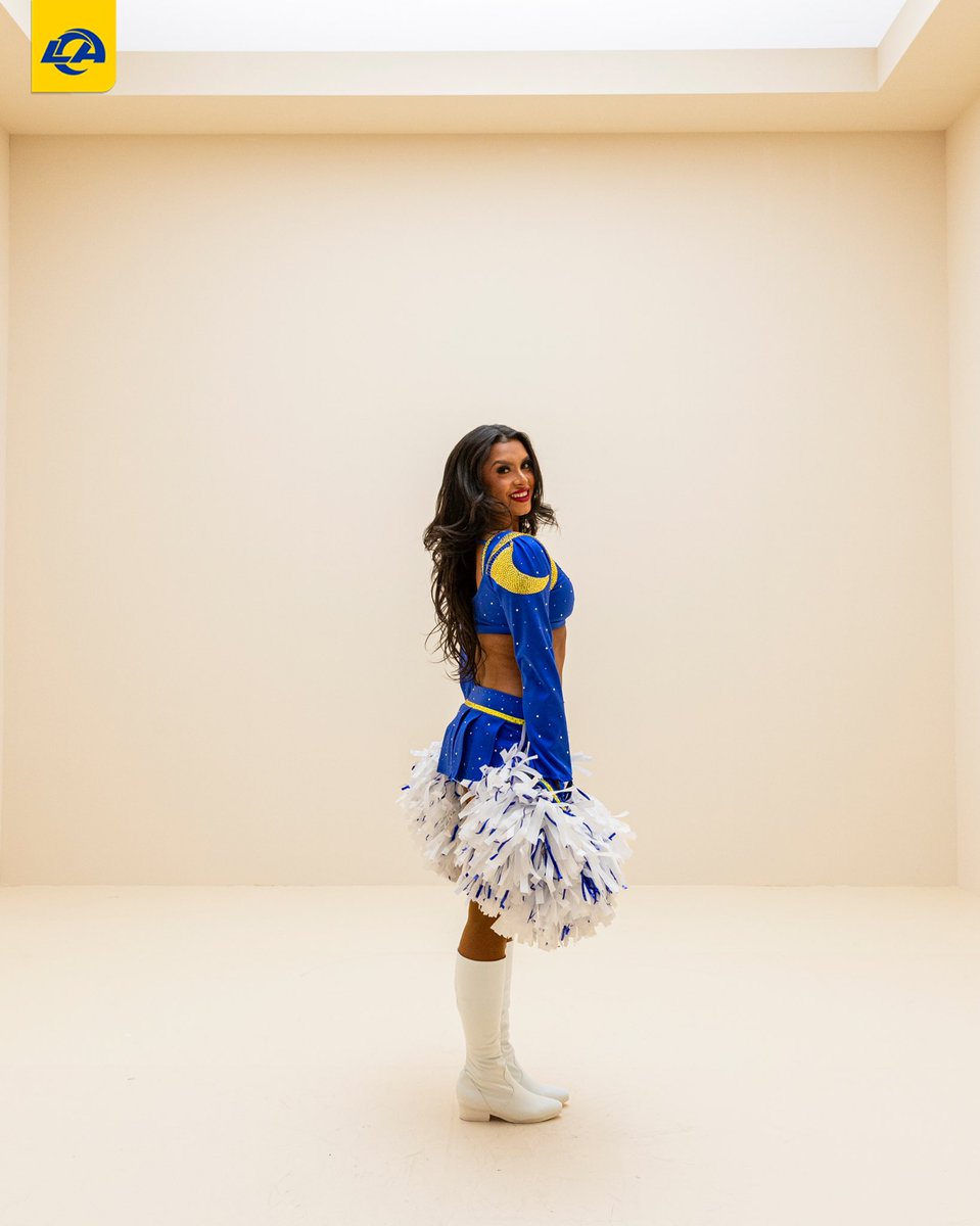 Rams Cheerleaders tweet media