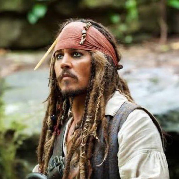 The Hollywood Handle tweet media