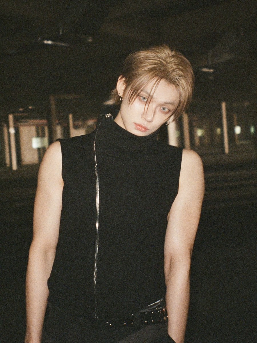 tong 😼ྀིྀིྀིྀིྀི tweet media