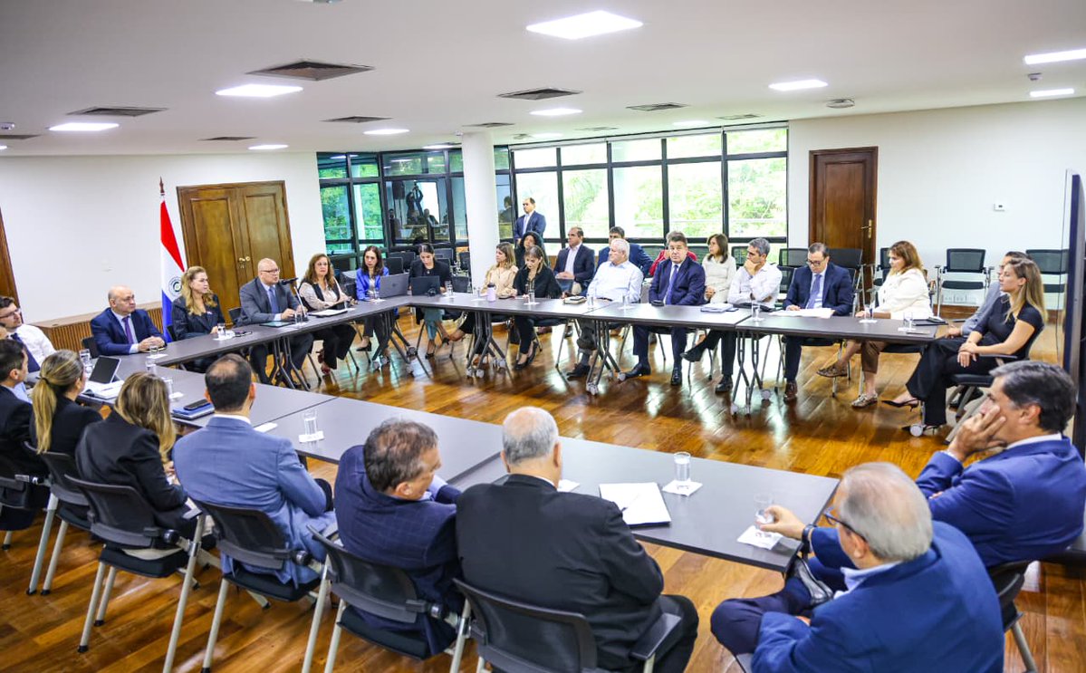 Ministerio de Economía y Finanzas - Paraguay tweet media