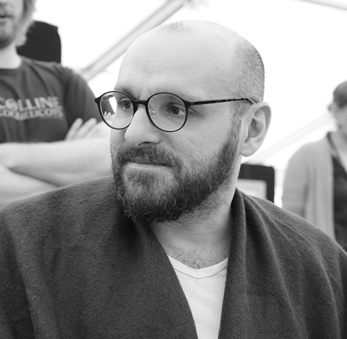 EmiruGoji tweet media