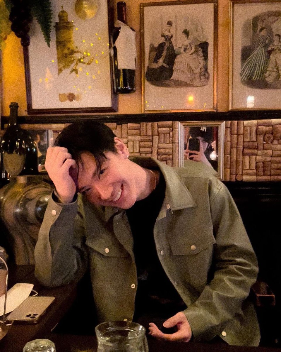 วนมาอีกครั้งกับ 17 เมษา ปีนี้เข้าปีที่ 5 แล้วที่ไอดอลคู่หนึ่งได้ไปฮันนีมูนกัน ขอให้รักกันนาน ๆ นะคะ ยินดีด้วยมาก ๆ ค่ะที่ได้เห็นโมเมนต์ที่น่ารักแบบนี้ผ่านอินสตราแกรมทั้งคู่ อยู่เป็นต้นโพธิ์ต้นไทร เป็นคู่รักต้นแบบให้วงการบันเทิงตลอดไปเลยนะคะ แจเตนล์ ♡