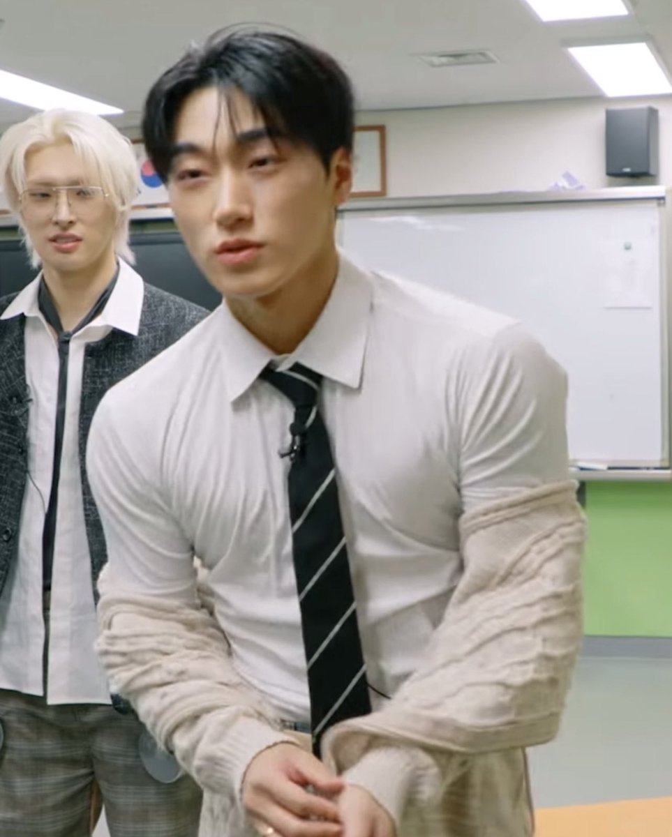 🎀산𓂂˚˖·🍓🍰 tweet media