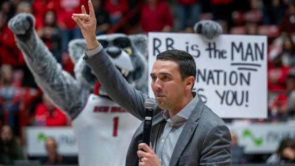 Certified Hall Knowers tweet media