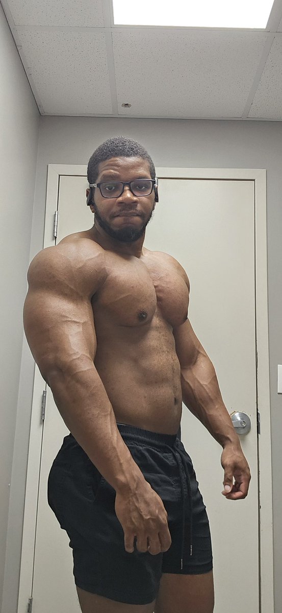 Swolecerer Supreme tweet media