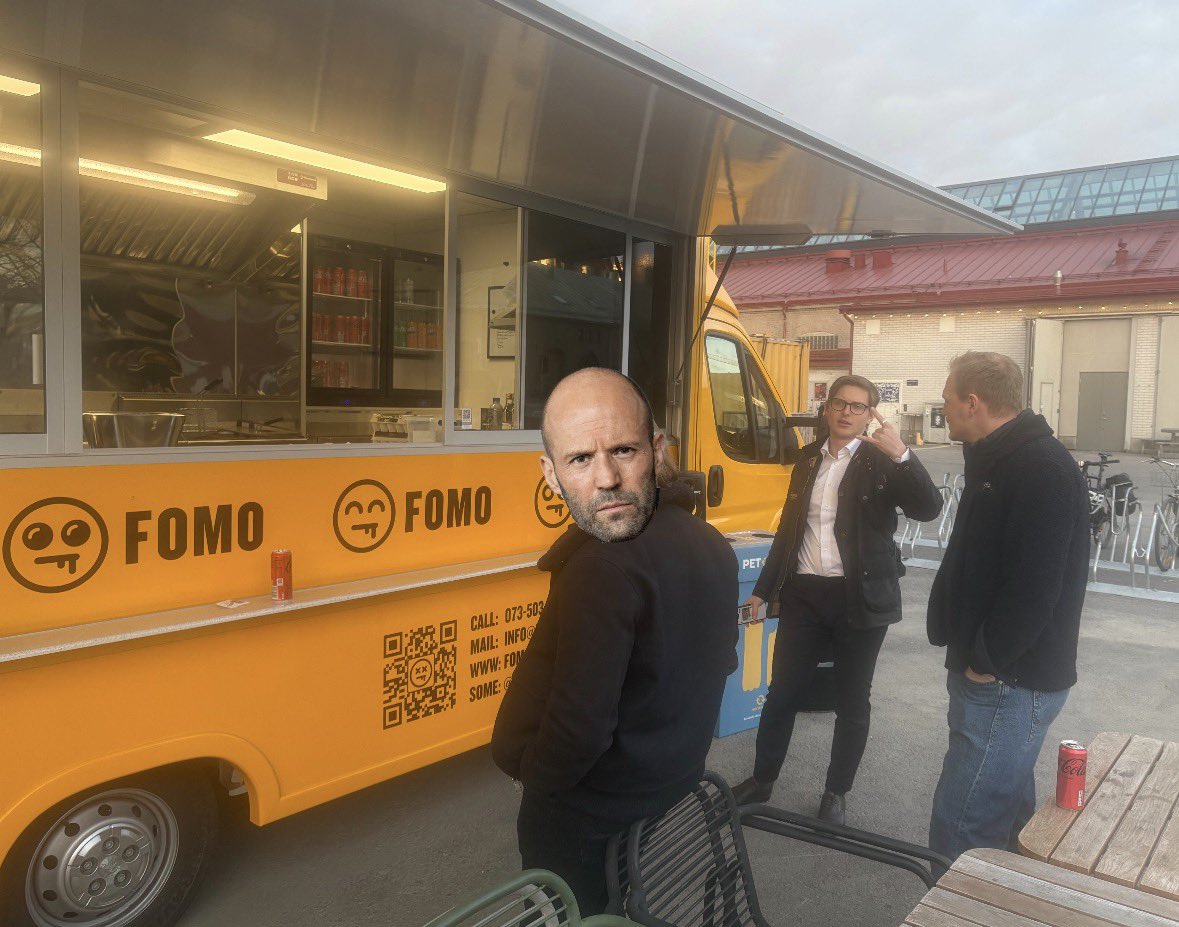 Hästen tweet media