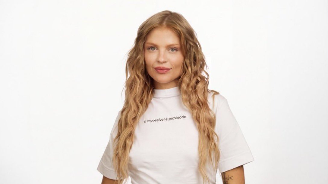 UpdateCharts tweet media