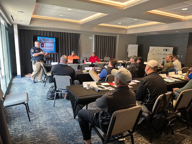 InsulatorsLMCT's tweet image. Huge thanks to the WV State Fire Marshal’s Office for joining our latest firestop workshop! Building relationships with inspectors ensures that our installations meet the highest safety codes to protect our community. 🚒 #SafetyFirst #Local80 mechanicalinsulatorslmct.com/local-80-fires…
