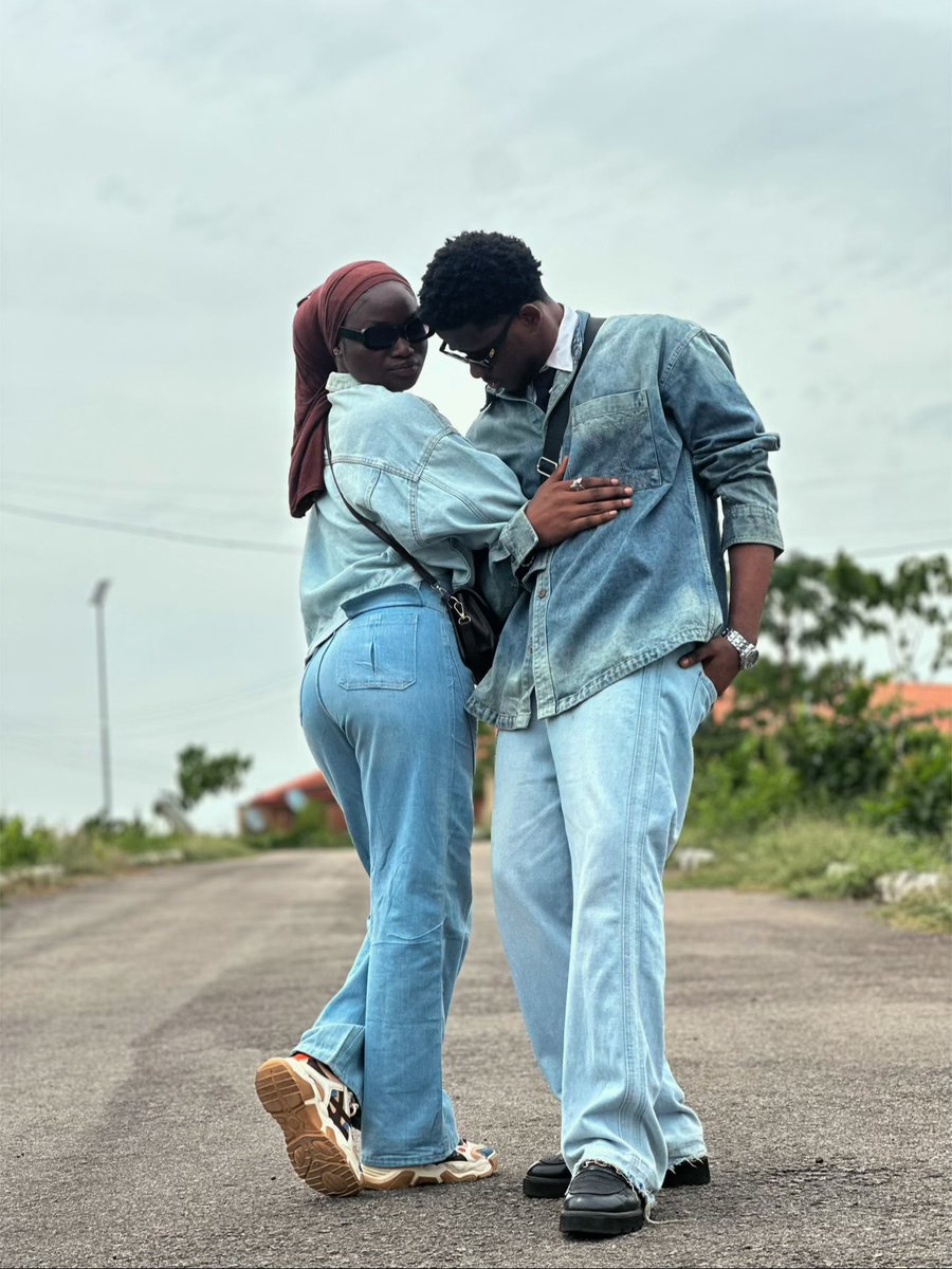 MainNkem's tweet image. Day 4: Denim on Denim / Old School

W/ CSC Baddies 🙂‍↕️🔥

#funaabfyb26 #fyb #funaab