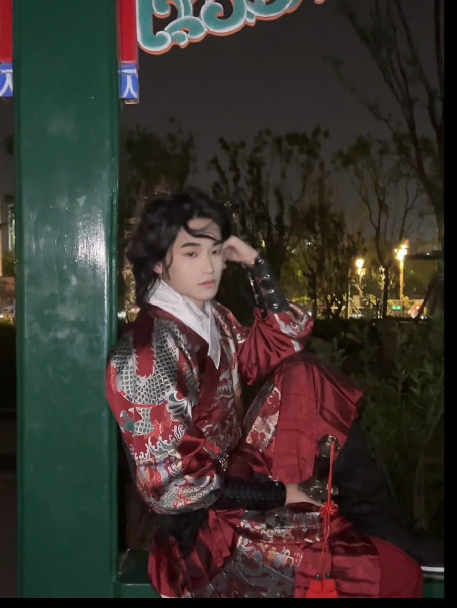 凡不烦 tweet media