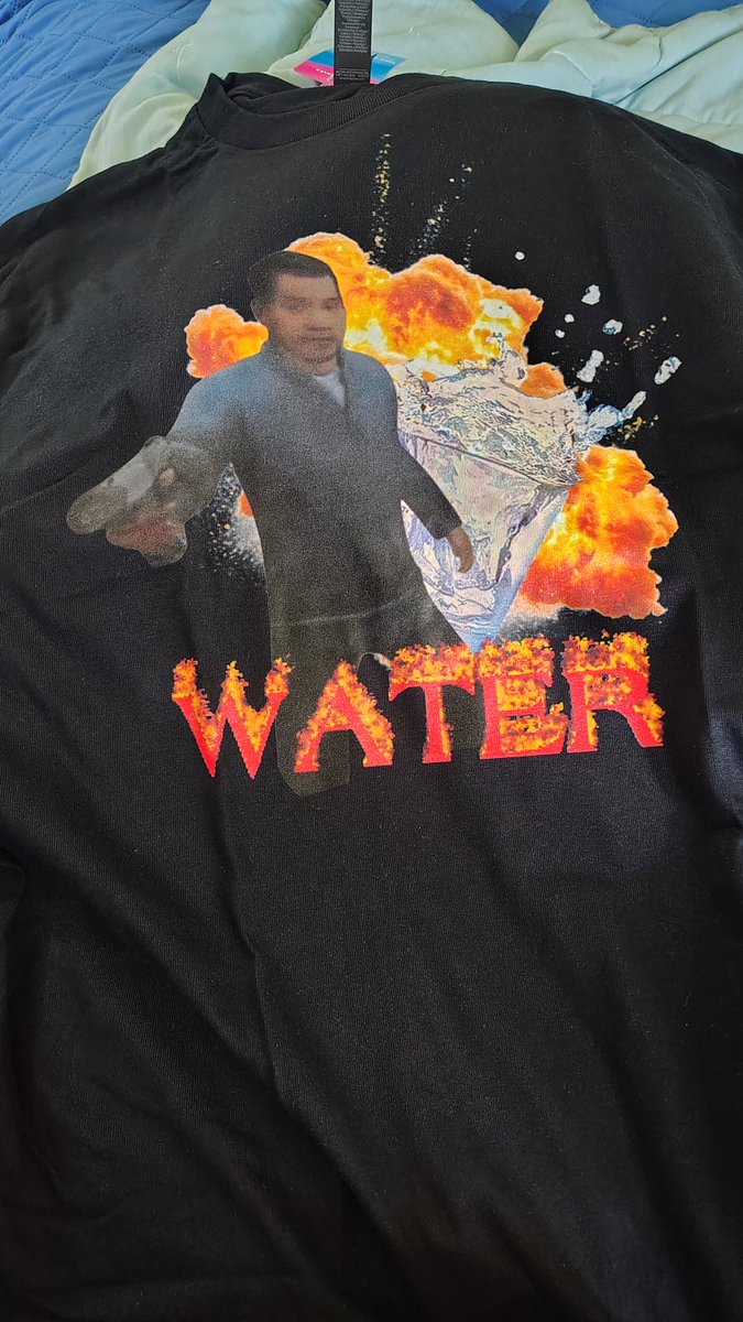 Fit for tomorrow. Shout out my bestie @/raccoonasylums for the design  😝😝