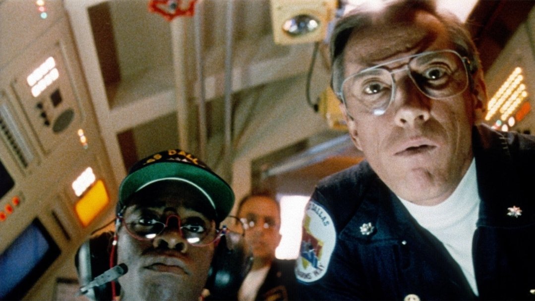 RainmakerVV tweet media