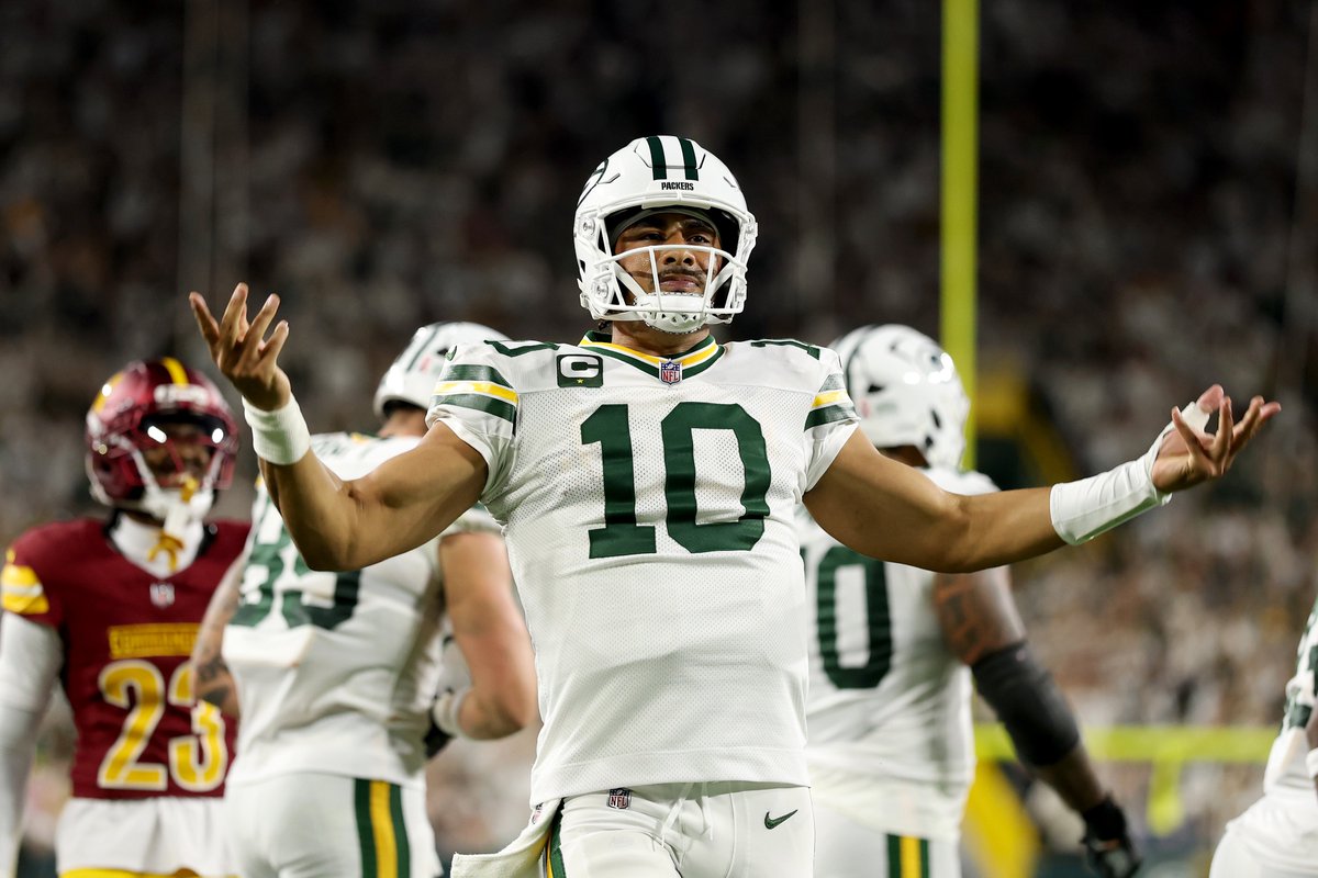 Warren Sharp tweet media