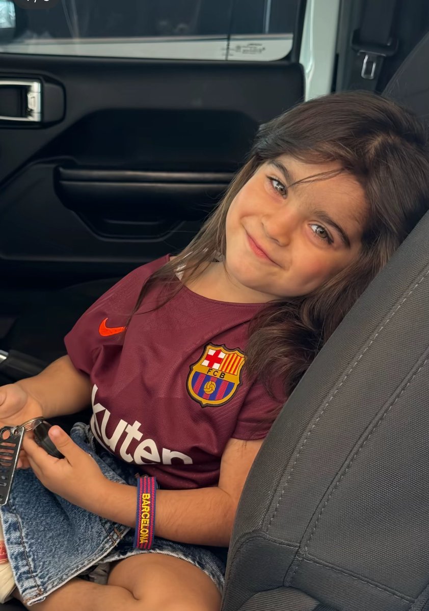 hfc_karen's tweet photo. علموا أولادكم أنّ لاشيء أجمل من حب برشلونه❤️ https://t.co/KBpsrQ32nM