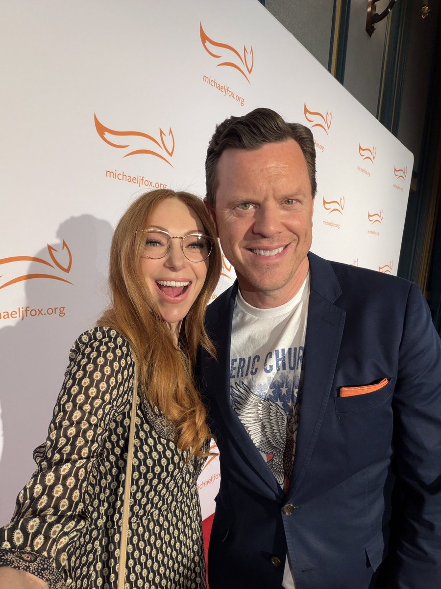 I had a great night at #ACountryThing celebrating <a href="/realmikefox/">Michael J. Fox</a> and the Foundation's progress in its mission to end Parkinson's. Thanks to <a href="/MichaelJFoxOrg/">michaeljfox.org</a>, we’re closer than ever to finding a cure. Learn more at michaeljfox.org