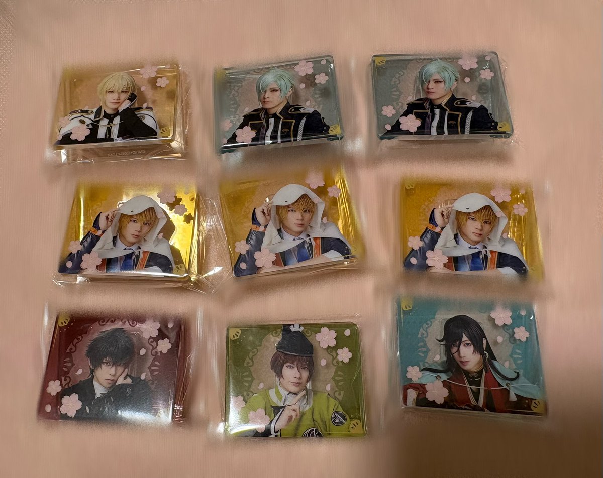 nnnat0023's tweet photo. 【交換】刀ミュ 乱舞博覧会 アクリルメモスタンド メモスタンド 

譲：髭切、山姥切国広、膝丸、石切丸、和泉守、肥前

求：加州

宜しくお願いします。 https://t.co/X29hmquYFG